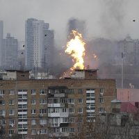 Guerra en Ucrania: Rusia ataca con misiles balísticos ciudades de Kiev y Járkiv
