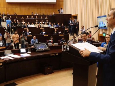 Poca expectativa de la oposición ante el discurso del gobernador Omar Gutiérrez