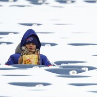 Buena parte de EU sigue bajo temperaturas peligrosamente bajas
