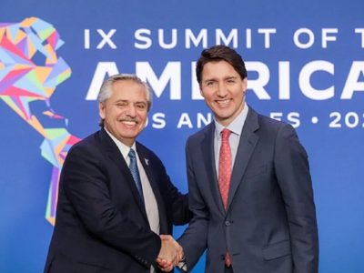 Cumbre de las Américas: Fernández y Trudeau acordaron una agenda energética y agroalimentaria