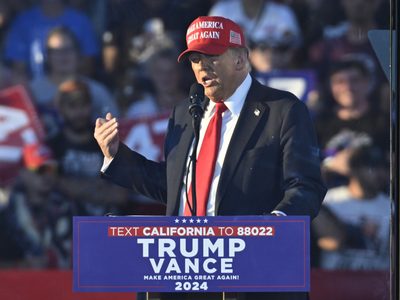 Detienen a sujeto armado cerca del mitin de Trump en Coachella