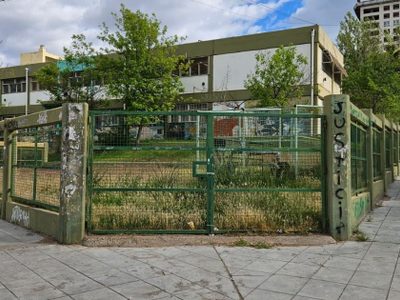 Alumnos del CPEM 12 de Neuquén denuncian pérdida de gas en el edificio
