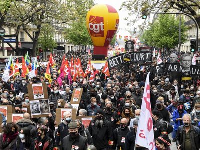 Reclamos sociales en Francia: miles marchan en las calles por el Día del Trabajador