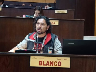 Andrés Blanco: “Estas deudas se las cargan en la cuenta a todo el pueblo de Neuquén”