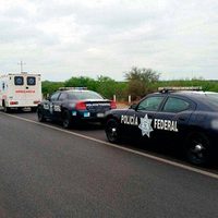 Detienen a chofer que transportaba a 16 indocumentados en NL