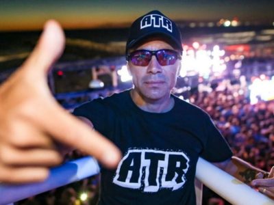 ¡Escándalo en la cumbia! La actitud de Pablo Lescano con una fan causó repudio ¿Qué hizo?