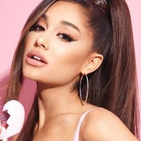 ¡Impresionante regreso! Ariana Grande aceptó la invitación de importante actor para una serie