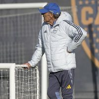 Boca vuelve a la carga por dos defensores centrales del gusto de Riquelme