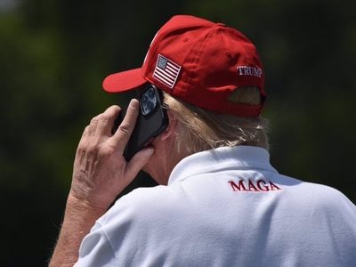 Trump admite en una grabación la posesión de información militar "secreta" sin desclasificar