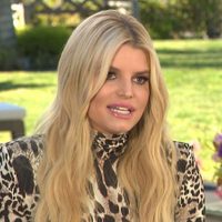 ¿Qué nos está ocultando? Jessica Simpson se negó a hablar en su libro sobre los gustos de su padre ¡