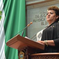 En tribuna, Morena pide renuncia de alcalde de Ecatepec, por vacío de gobierno