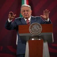 AMLO asegura que no hay ruptura en Morena pese a señalamientos de Ebrard