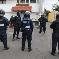 Detienen a 12 personas y decomisan 600 dosis de droga en cateos en Cuajimalpa