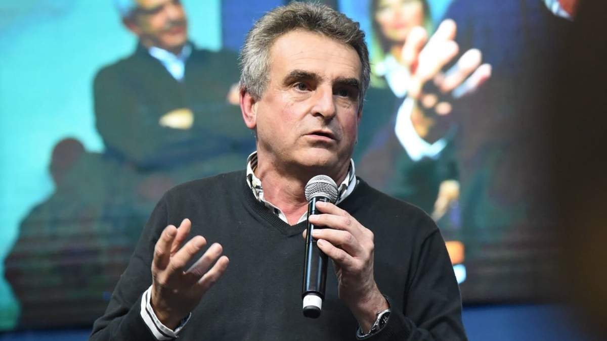 Agustín Rossi, exministro de Defensa. Fuente: (Twitter)