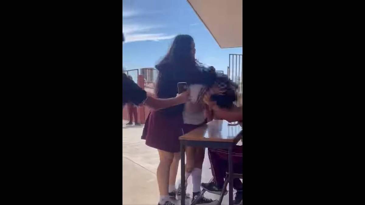 Un alumno grabó la agresión