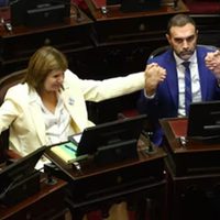 Gracias a la oposición dialoguista el Gobierno logró sancionar la reforma laboral