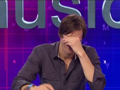 ¡Tensión en Pasapalabra! Ivan de Pineda angustiado por la crisis de un famoso al aire