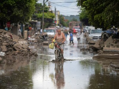 Inundaciones son “el espejo de una nueva normalidad climática”: rector de la UNAM
