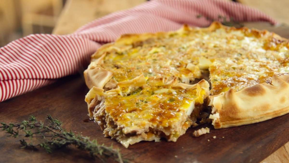 Tarta de atún. Fuente: (X)