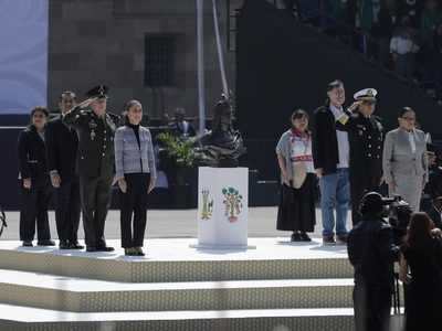 Con ritual mexica y funeral de Estado, Sheinbaum conmemora 500 años de la ejecución de Cuauhtémoc