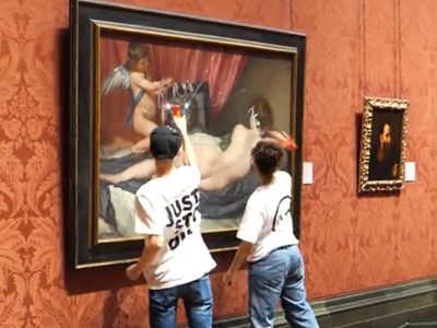 Activistas climáticos martillan "La Venus del espejo" de Velázquez en Londres