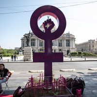 Paseo de las injusticias… y una glorieta en disputa (Video)