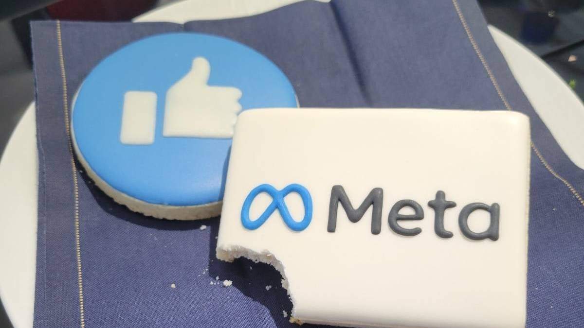Emblemas de Facebook y Meta