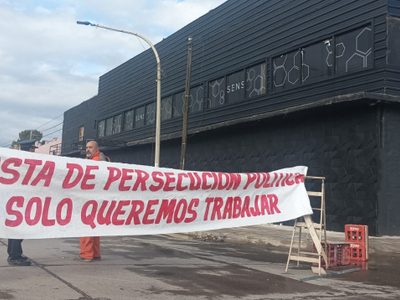 Tras la clausura, trabajadores de Sens cortaron Primeros Pobladores y el puente carretero