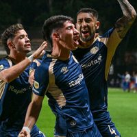 Argentinos se lo dio vuelta a Newell’s en 23 minutos