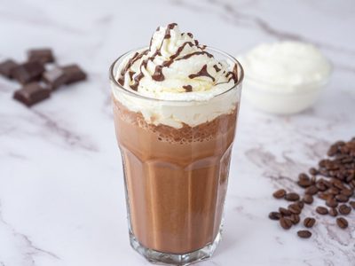 Frappuccino tipo Starbucks: sin gastar fortuna preparalo en casa y disfrutalo bien frío