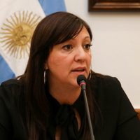 La ministra de Educación de Neuquén reclamó que se restituya el incentivo para docentes