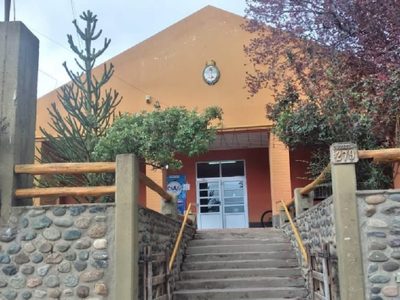 Docente de Aluminé denunció que fue desplazada de manera irregular de sus cargos