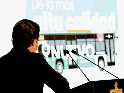NL anuncia compra de 510 unidades ecológicas de transporte