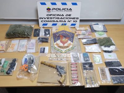Desmantelan red de narcotráfico en Añelo: tres detenidos, decomiso millonario y armas incautadas