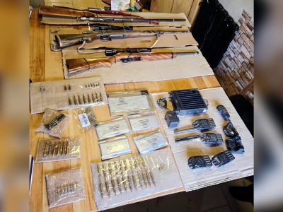 Drogas y armas en Junín de los Andes: la Policía realizó 11 allanamientos simultáneos