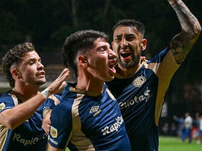 Argentinos se lo dio vuelta a Newell’s en 23 minutos