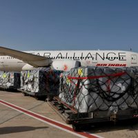 Ataque a Irán interrumpe los vuelos en Oriente Medio