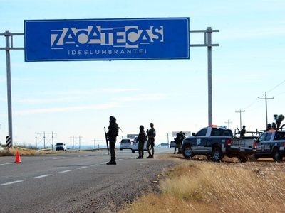 Hallan los cadáveres de siete hombres en los límites de SLP y Zacatecas