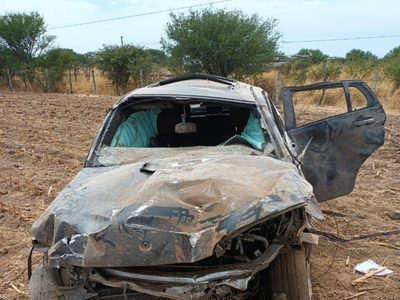 Policía secuestrado provoca volcadura y la muerte de sus captores en Jalisco