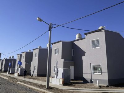 Abastecerán de energía eléctrica a las viviendas de las 127 Hectáreas