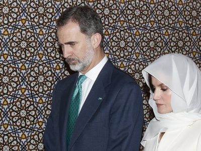 Reza la familia del Rey Felipe: dieron positivo y ahora espera el resultado
