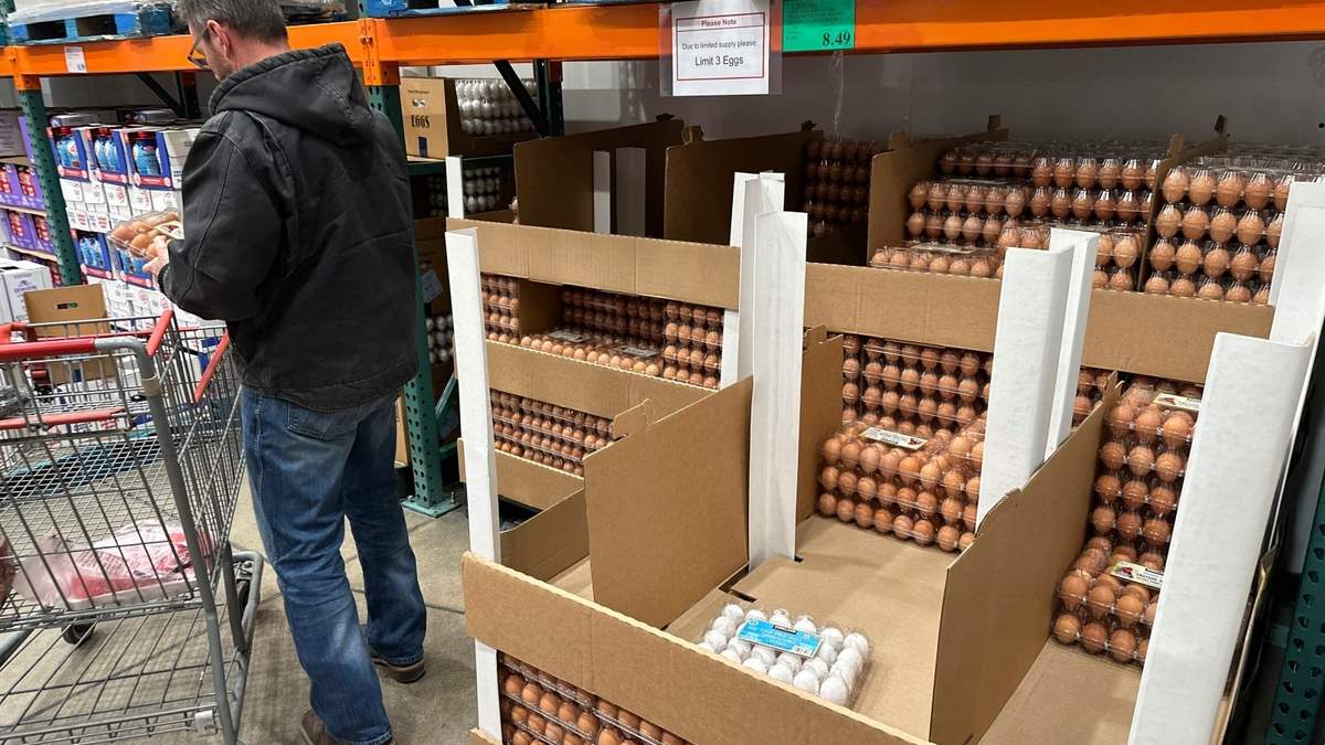 Consumidores recienten la alza en los precios