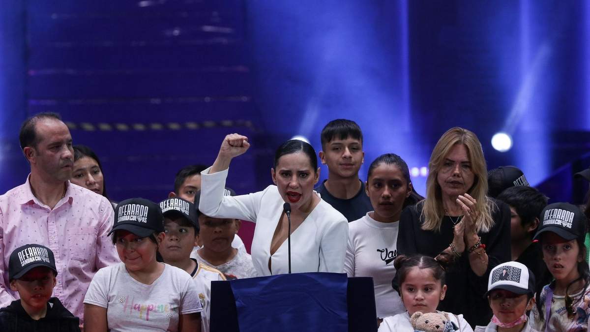 Sandra Cuevas presentó la Organización por la Familia y la Seguridad de México