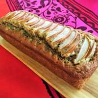 Aprovechá las peras de estación y hacé este budín matero, húmedo y espectacular