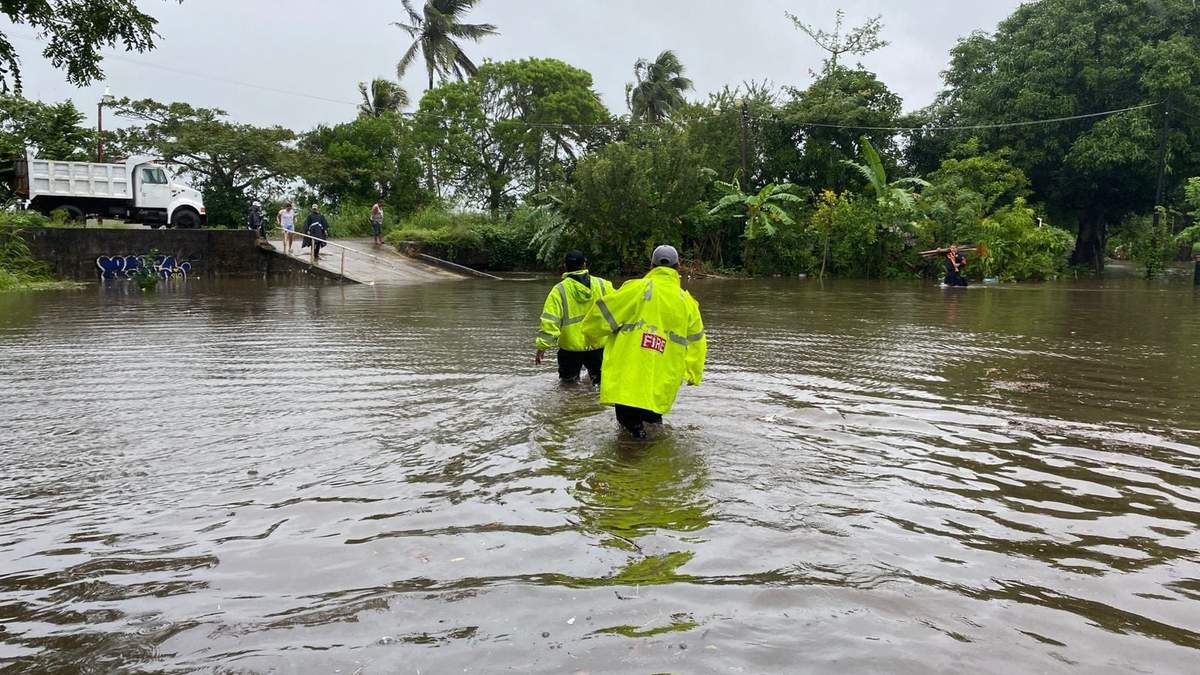 Una persona murió y otra desapareció en Veracruz por la tormenta Nadine y el frente frío 4