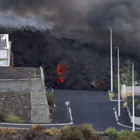La nueva lengua de lava del volcán de La Palma obliga a evacuar a otros cientos de personas