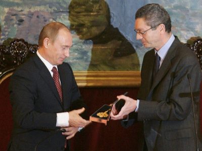 Madrid retirará la Llave de Oro otorgada a Vladimir Putin en 2006