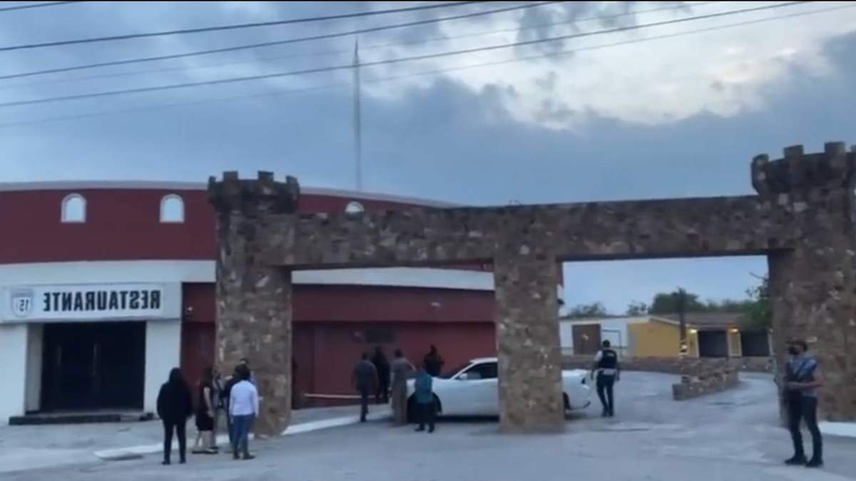 La fachada del motel donde fue hallado el cuerpo de la joven