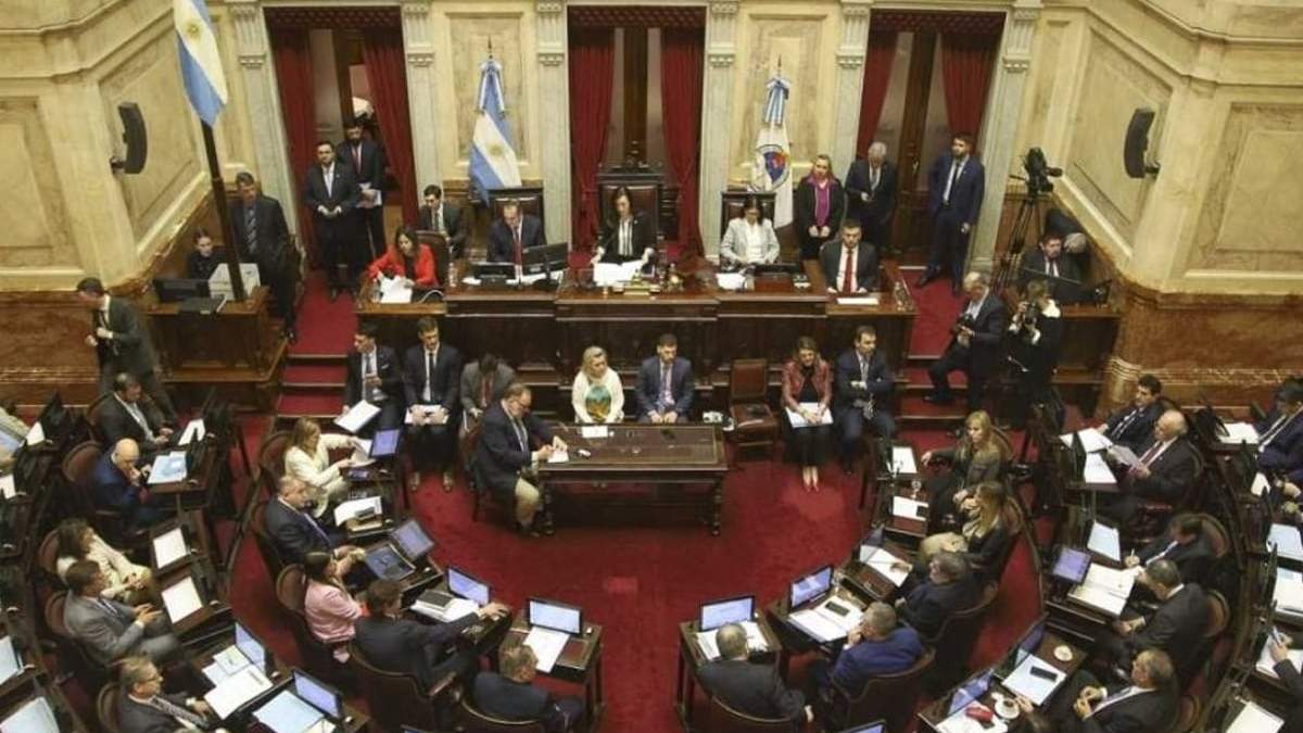 Senadores. Fuente: (X)