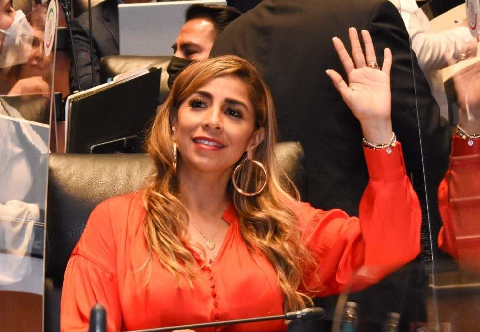 La senadora Marybel Villegas